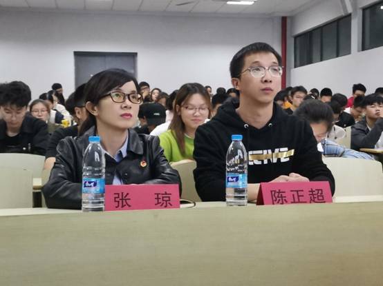 http://qungz.photo.store.qq.com/qun-qungz/YVGrDVcWyYG2BB13DMVSfg!!/V3thmiKJbi2sV2lg9Il/0